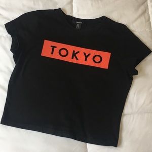 TOKYO Cropped T-shirt